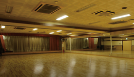 ダンスホール